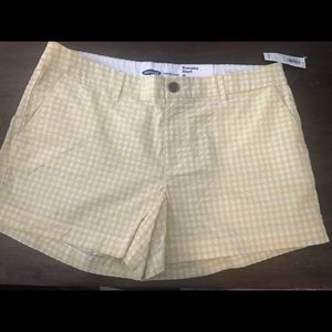 Old navy yellow checkered shorts